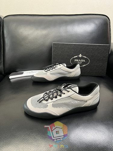 Sneaker Prada America's Cup in sechs Farben 48