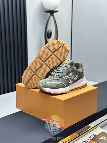נעלי Louis Vuitton LV Classic בשישה גוונים 4
