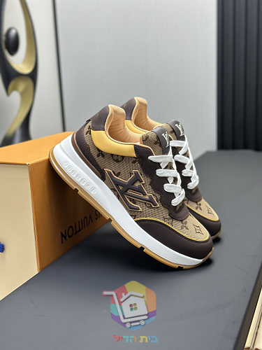 נעלי Louis Vuitton LV Classic בשישה גוונים 15