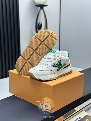 נעלי Louis Vuitton LV Classic בשישה גוונים 31
