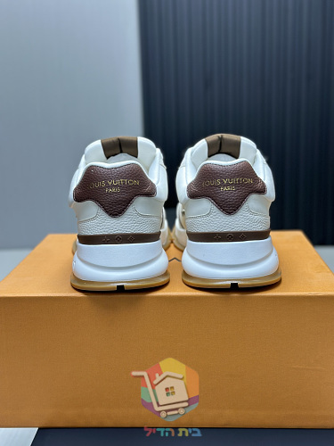 נעלי Louis Vuitton LV Classic בארבעה גוונים 3