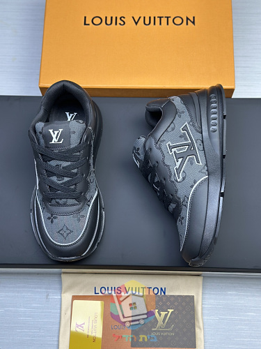 נעלי Louis Vuitton LV Classic בארבעה גוונים 20