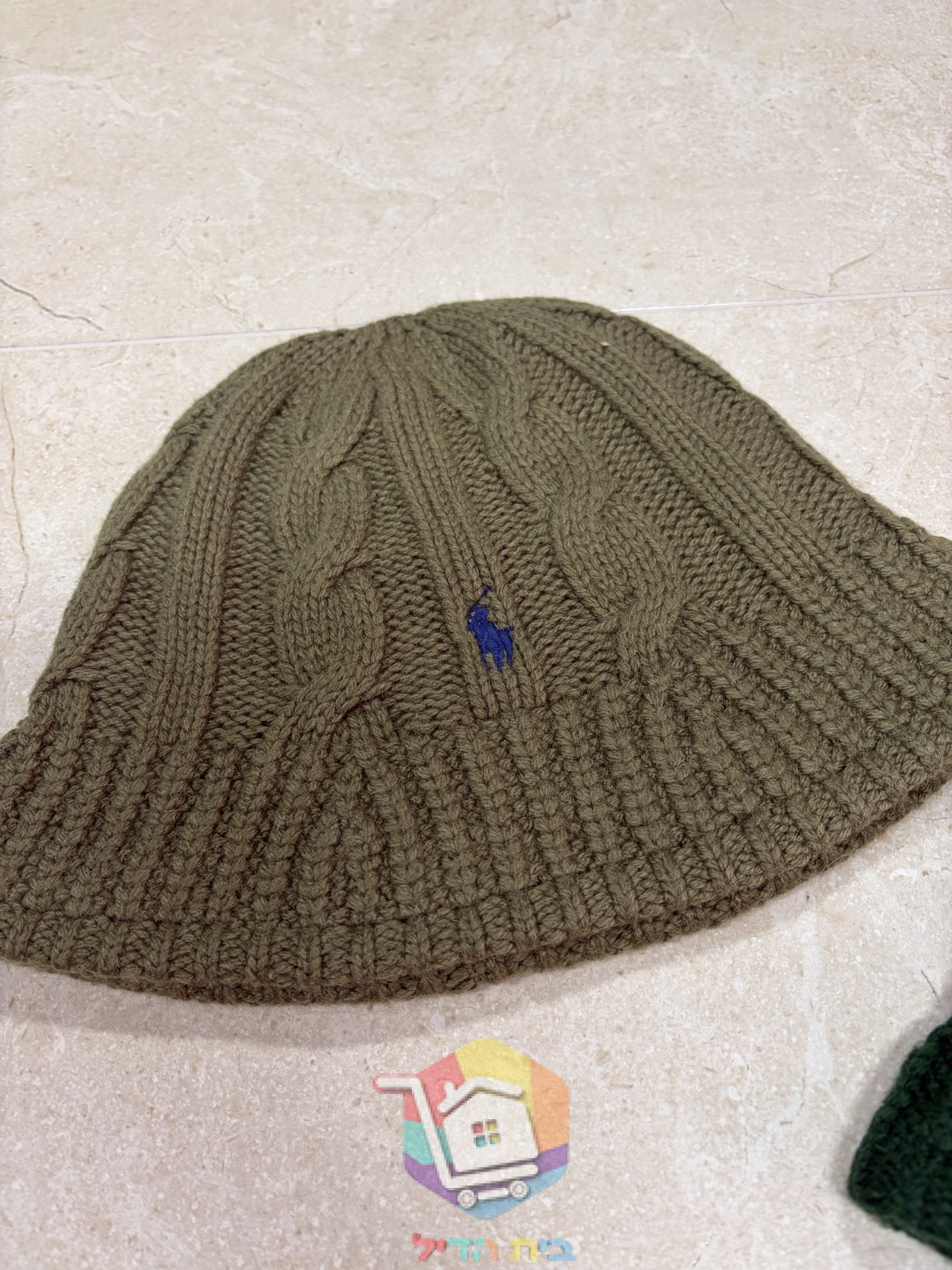 Polo Ralph Lauren Cable-Knit Bucket Hat aus Zopfstrick, Oliv, Grün, Gelb oder Marineblau