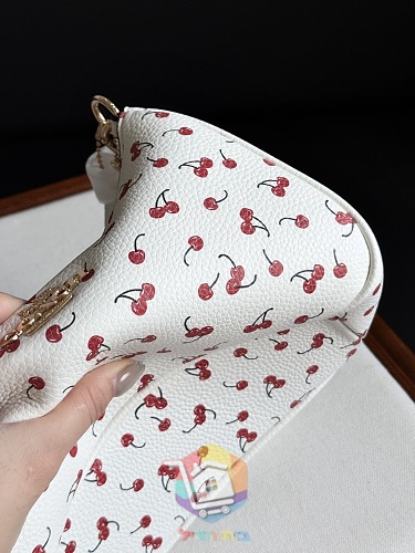 Schultertasche COACH 39
