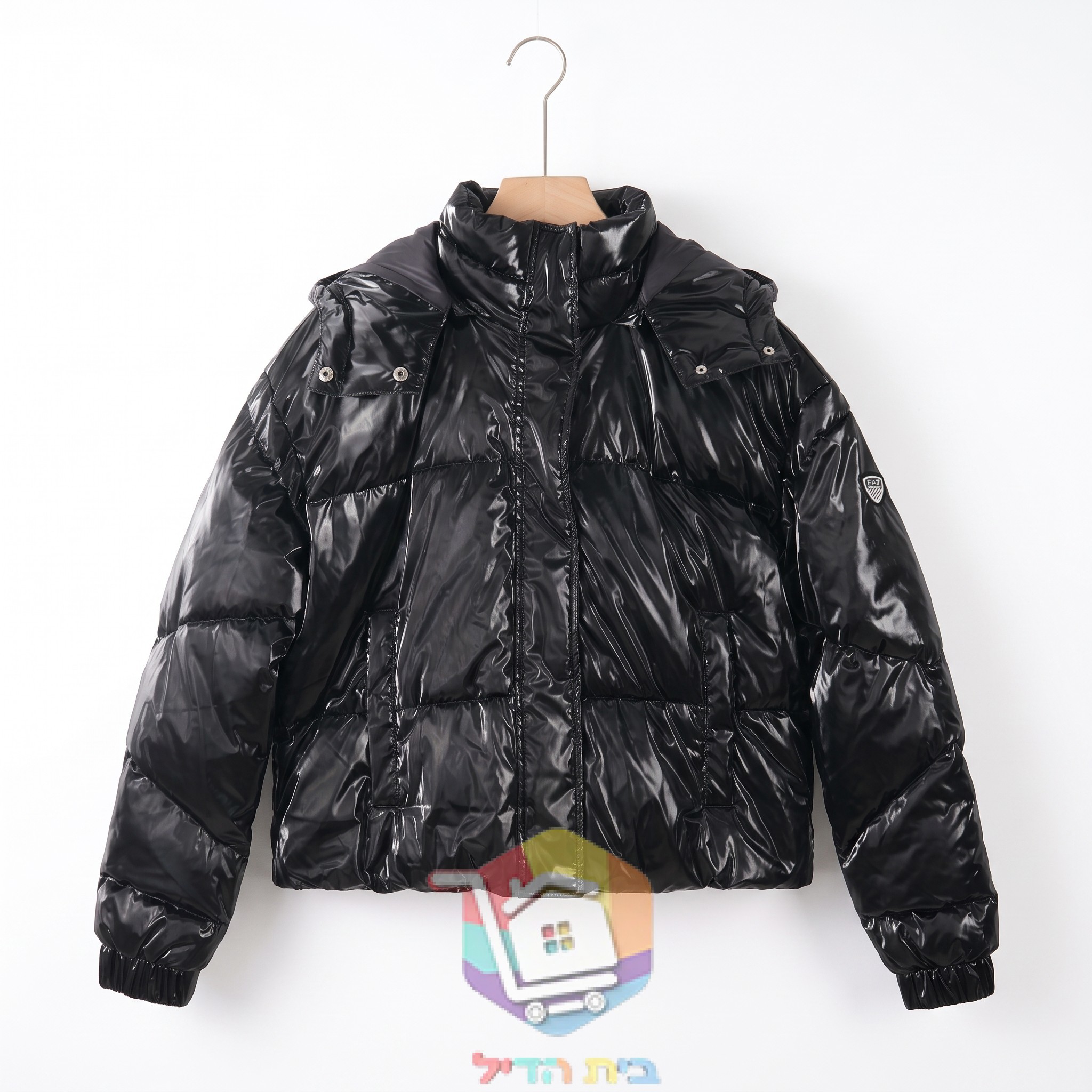 Steppjacke EA7 mit glänzender Oberfläche