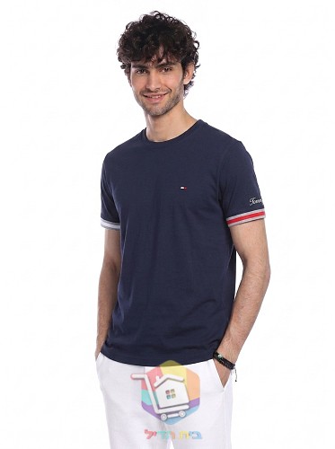 T-Shirt Tommy Hilfiger mit gestreiften Bündchen 16