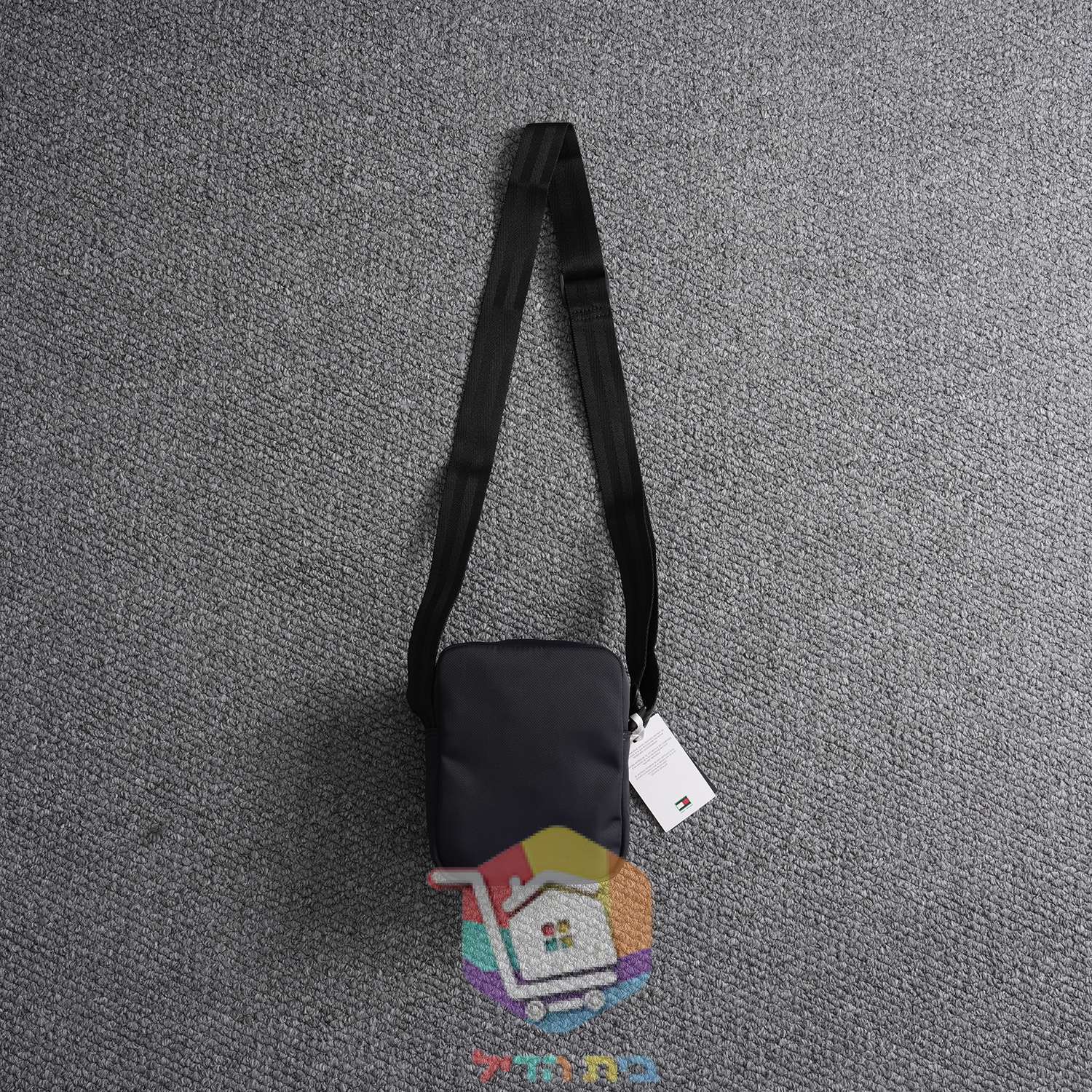 Kleine Umhängetasche Tommy Hilfiger aus Nylon