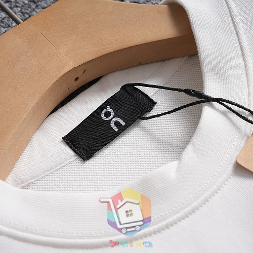 On Sweatshirt mit Rundhalsausschnitt, in fünf Farben 5