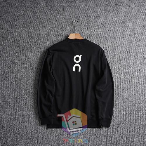 On Sweatshirt mit Rundhalsausschnitt, in fünf Farben 16