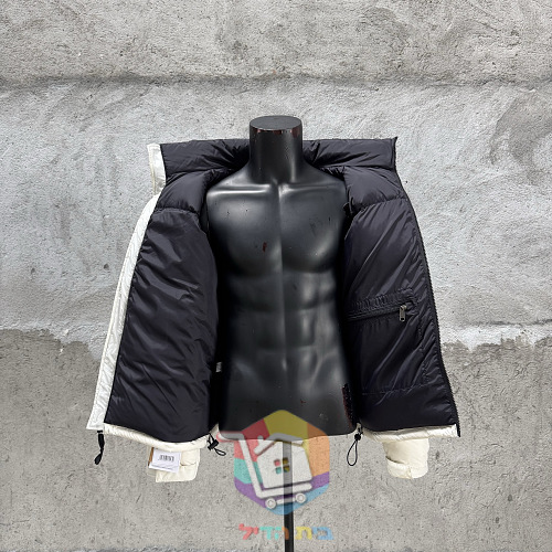 ז'קט פוך The North Face 1996 Retro Nuptse בחמישה גוונים 32