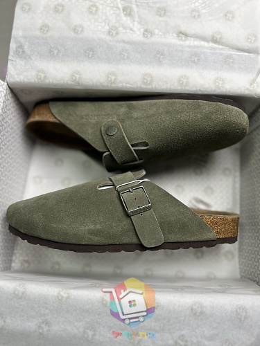 כפכפי Birkenstock Boston מזמש בתשעה גוונים 19