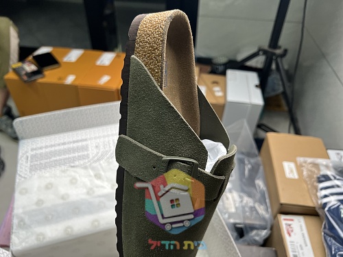 כפכפי Birkenstock Boston מזמש בתשעה גוונים 20