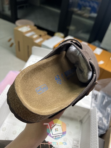 כפכפי Birkenstock Boston מזמש בתשעה גוונים 40