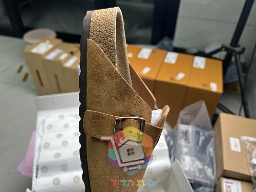 כפכפי Birkenstock Boston מזמש בתשעה גוונים 55