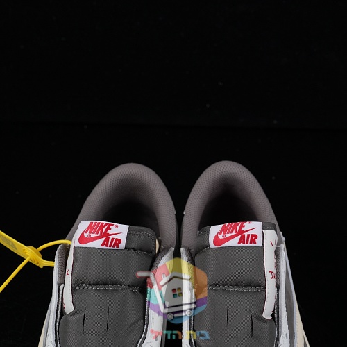 נעלי Travis Scott x Air Jordan 1 Low בשמונה גוונים 29