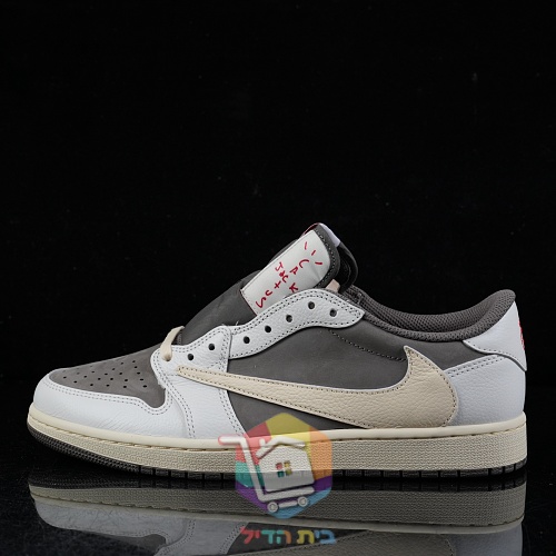 נעלי Travis Scott x Air Jordan 1 Low בשמונה גוונים 36