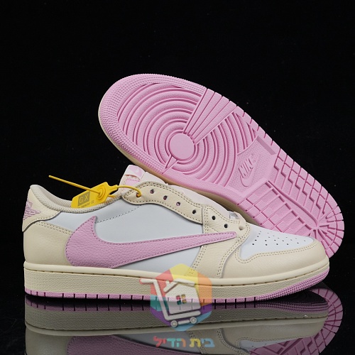 נעלי Travis Scott x Air Jordan 1 Low בשמונה גוונים 43