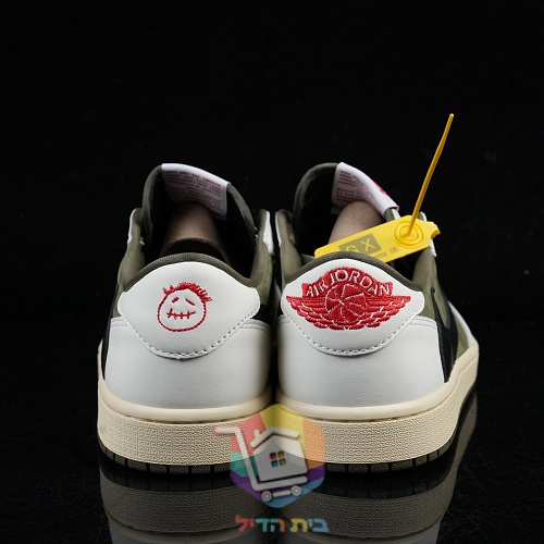 נעלי Travis Scott x Air Jordan 1 Low בשמונה גוונים 51