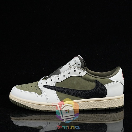 נעלי Travis Scott x Air Jordan 1 Low בשמונה גוונים 54