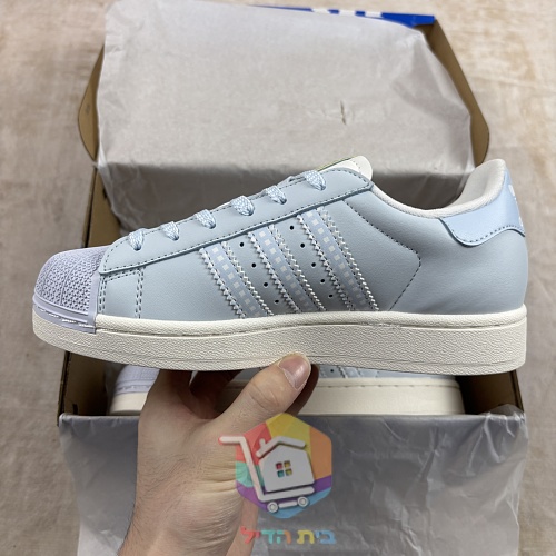 נעלי adidas Superstar II בארבעה גוונים 12