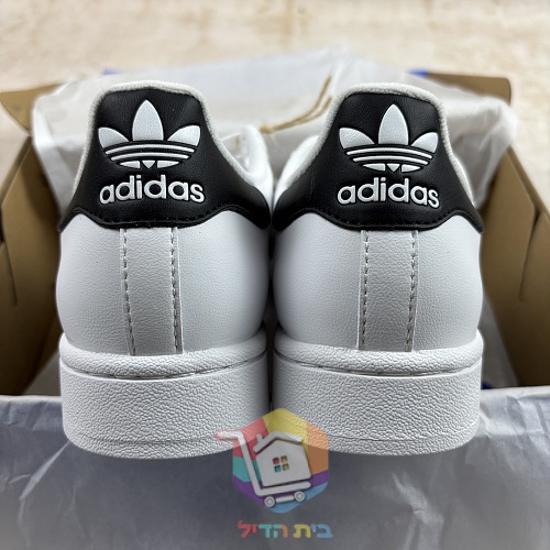 נעלי adidas Superstar II בארבעה גוונים 18