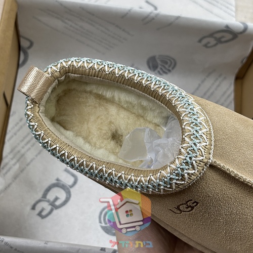 כפכפי UGG Tazz II בשבעה גוונים 19