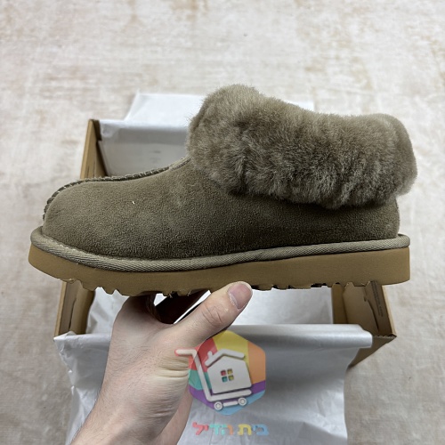 כפכפי UGG Tazzette חום, ירוק זית 15