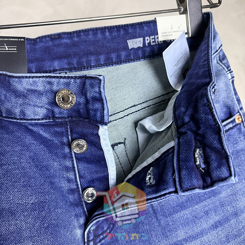 Levi's 511 Slim Jeans in verwaschenem Blau 2