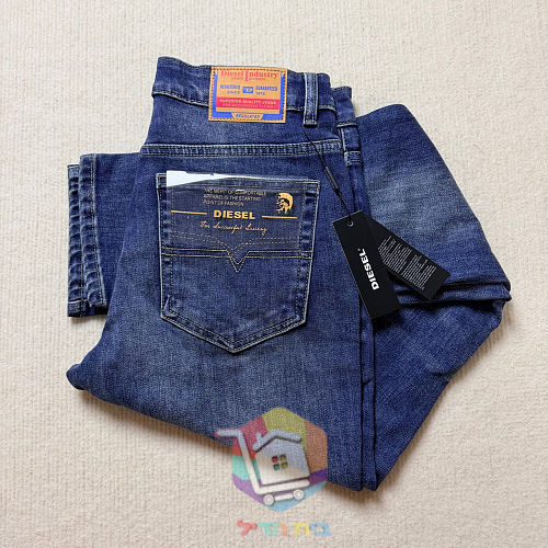 Diesel Thavar Jeans in blauer Waschung 8