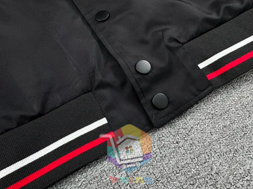Blouson bomber Prada en Re-Nylon à bords rayés, noir 19
