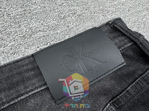 Jean droit Calvin Klein, noir délavé 4