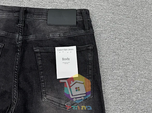 Jean droit Calvin Klein, noir délavé 9