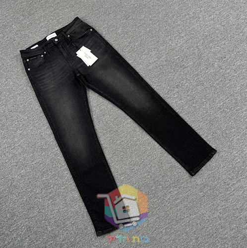Jean droit Calvin Klein, noir délavé 22