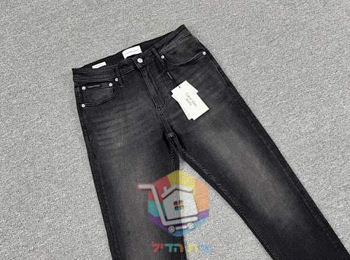 Jean droit Calvin Klein, noir délavé 25