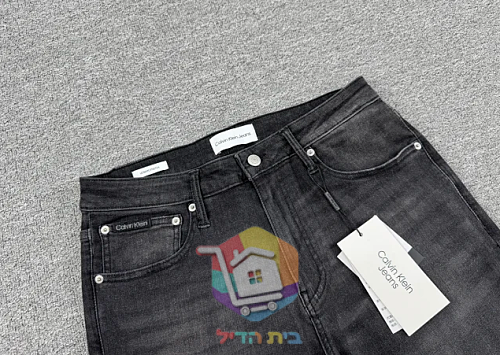 Jean droit Calvin Klein, noir délavé 28