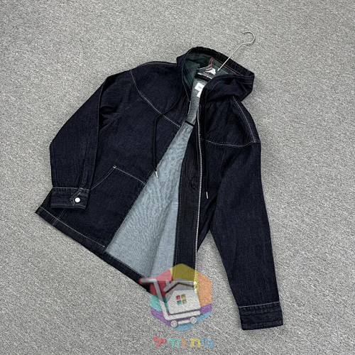 Jeansjacke Calvin Klein mit Kapuze 21