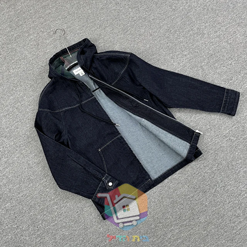 Jeansjacke Calvin Klein mit Kapuze 31