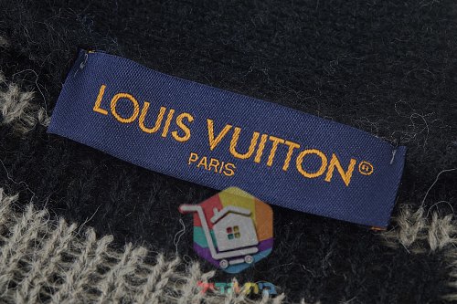 Louis Vuitton Monogram Mohair cardigan, grey and black, or blue and grey 18