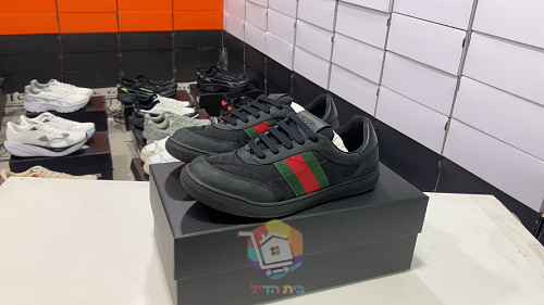 סניקרס Gucci Screener שחור עם פס אדום וירוק, תמונה 2