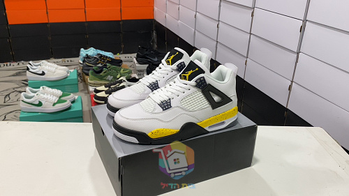 נעלי Air Jordan 4 Retro לבן וצהוב, תמונה 2