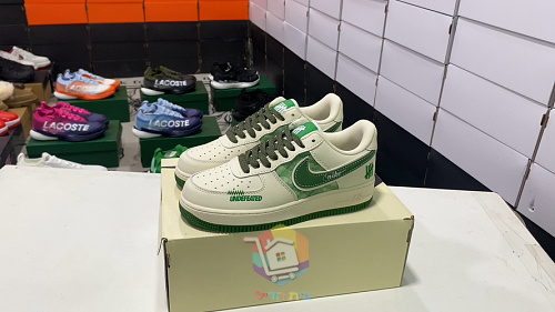 נעלי Nike Air Force 1 Low עם הדפסי לוגו, בארבעה עיצובים, תמונה 2