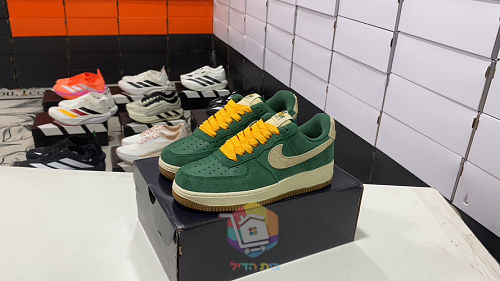 נעלי Nike Air Force 1 Low שחור עם הדפס שלד או זמש ירוק, תמונה 11