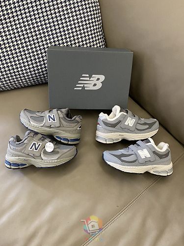 נעלי New Balance 2002R לילדים עם סקוץ' ובטנה חמה, שלושה צבעים, תמונה 5