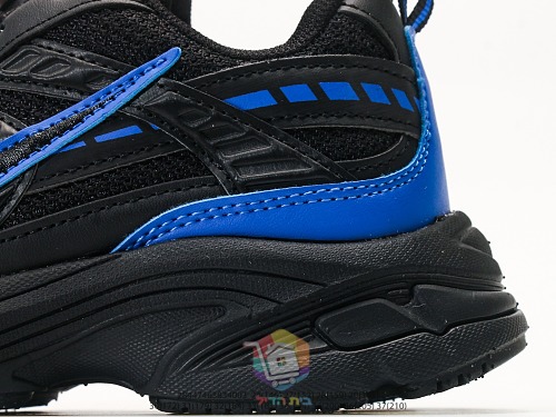 נעלי Nike לילדים עם כפתור סיבוב במקום שרוכים, בז', כסוף או שחור, תמונה 4