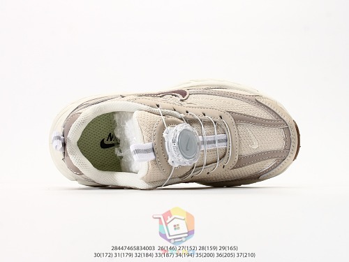 נעלי Nike לילדים עם כפתור סיבוב במקום שרוכים, בז', כסוף או שחור, תמונה 28