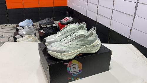 נעלי adidas Holo Peak תכלת, שחור, לבן וכסף, תמונה 30