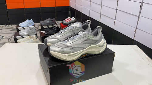 נעלי adidas Holo Peak תכלת, שחור, לבן וכסף, תמונה 40
