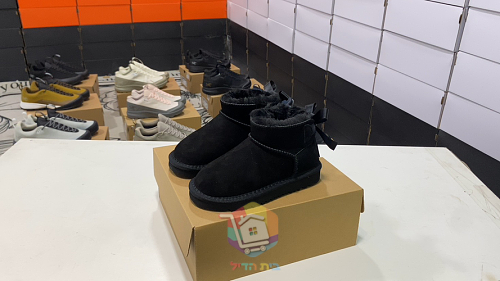 מגפוני UGG Ultra Mini Bailey Bow לילדים, שחור, ערמון, ורוד, תמונה 10