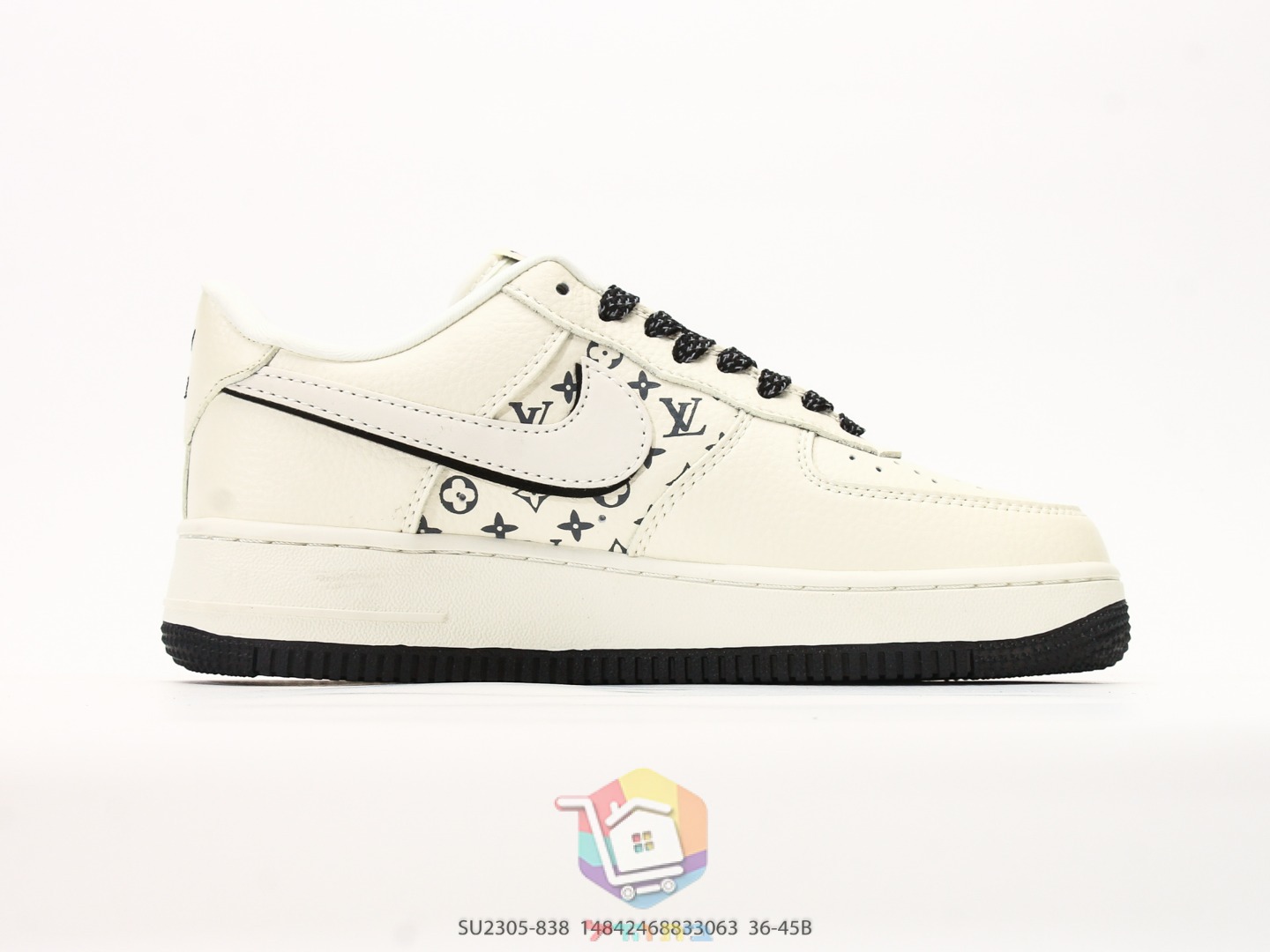 Nike Air Force 1 Low Sneaker, Creme mit Louis-Vuitton-Logo oder glänzendes Grün