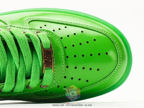 נעלי Nike Air Force 1 Low שמנת עם לוגו Louis Vuitton או ירוק מבריק, תמונה 13